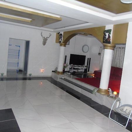 Welcome To Our Lovely 3-Bed Apartment In Abidjan Cocody Экстерьер фото