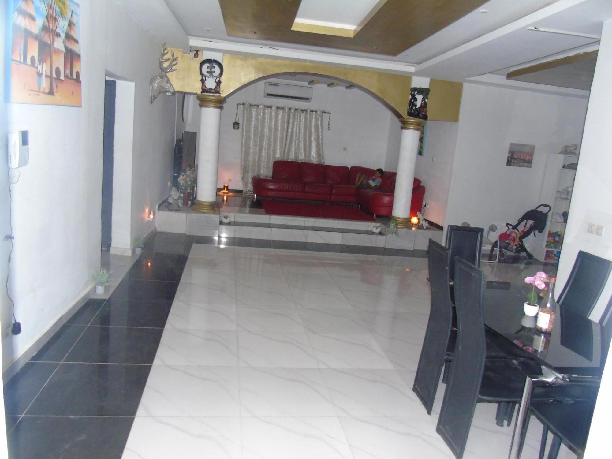 Welcome To Our Lovely 3-Bed Apartment In Abidjan Cocody Экстерьер фото