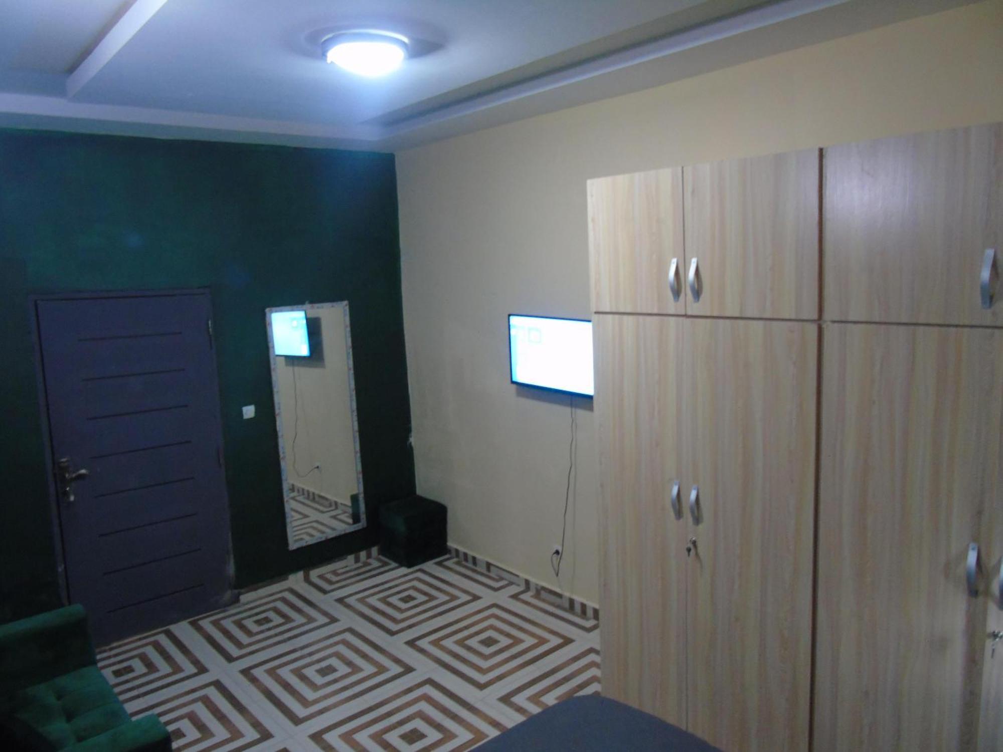 Welcome To Our Lovely 3-Bed Apartment In Abidjan Cocody Экстерьер фото