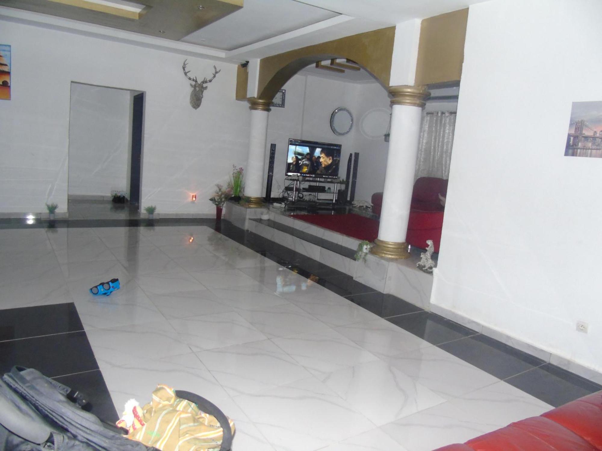 Welcome To Our Lovely 3-Bed Apartment In Abidjan Cocody Экстерьер фото